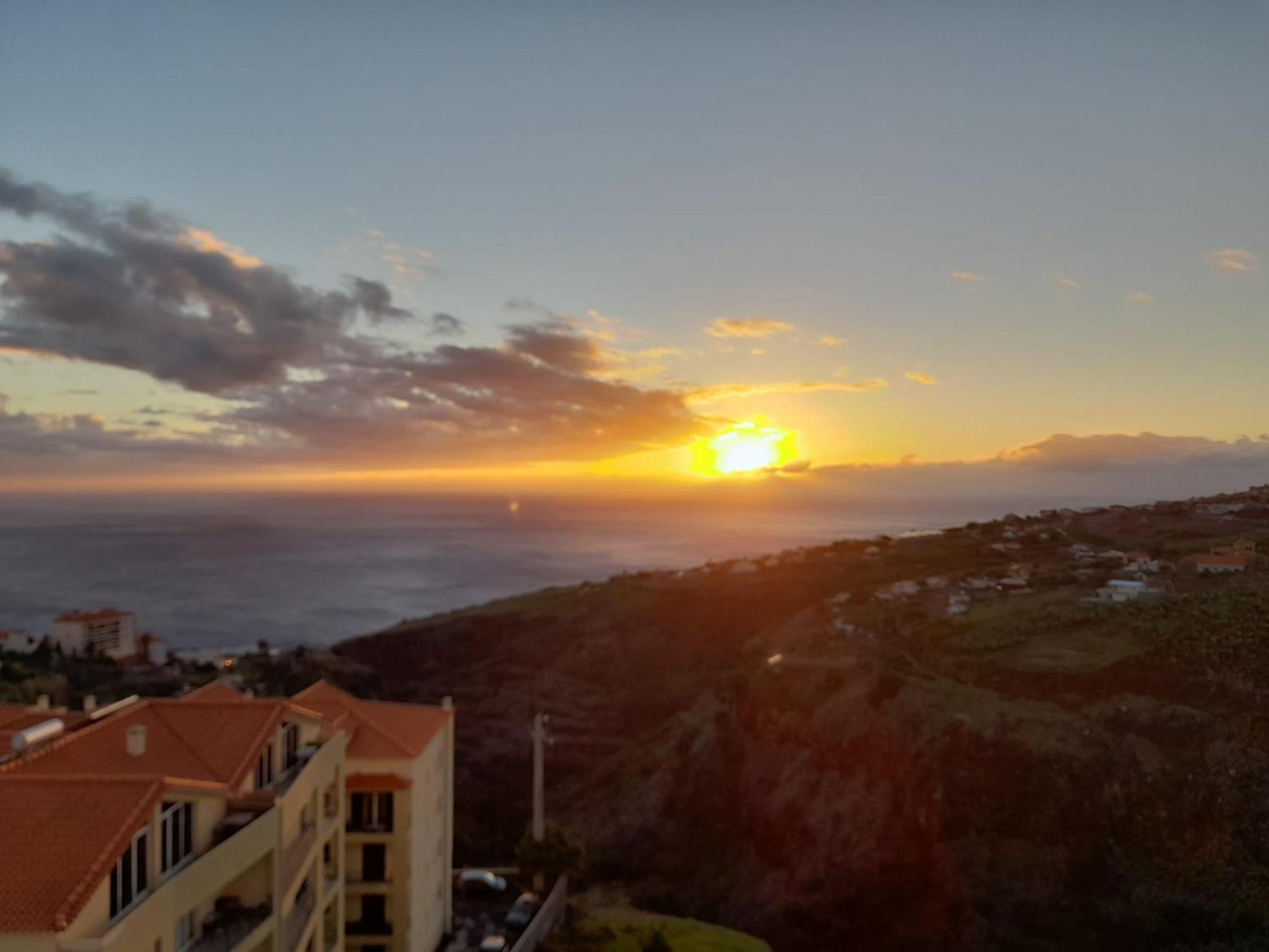 Sunset Star With Sea View Apartment Calheta  Luaran gambar
